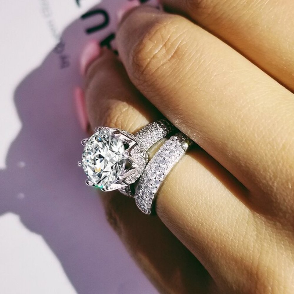 NEW Luxury 925 Sterling Silver Diamond Ring Set